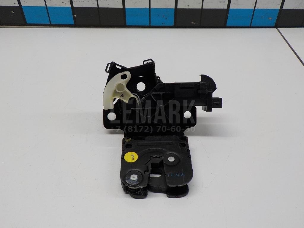 Замок багажника