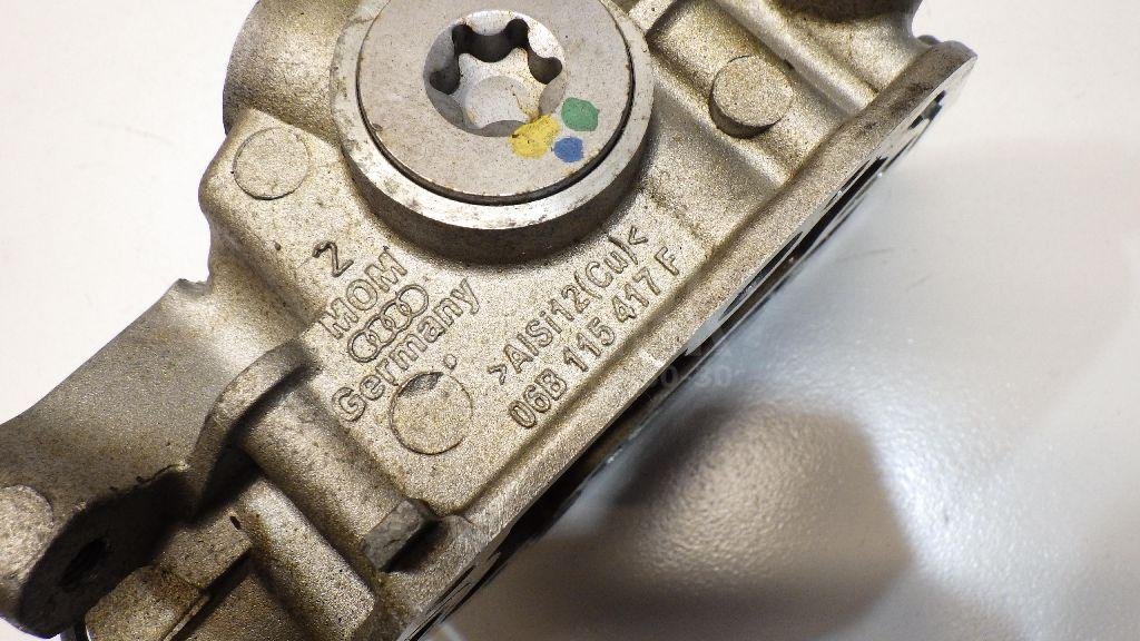 Кронштейн масляного фильтра