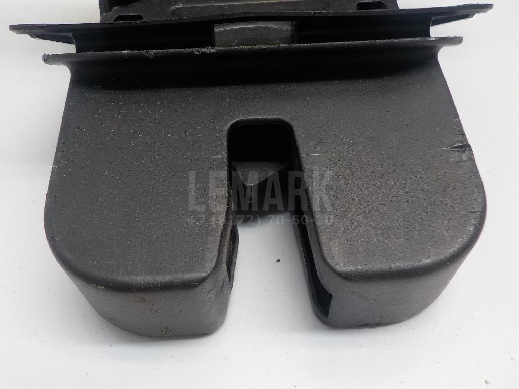 Замок багажника