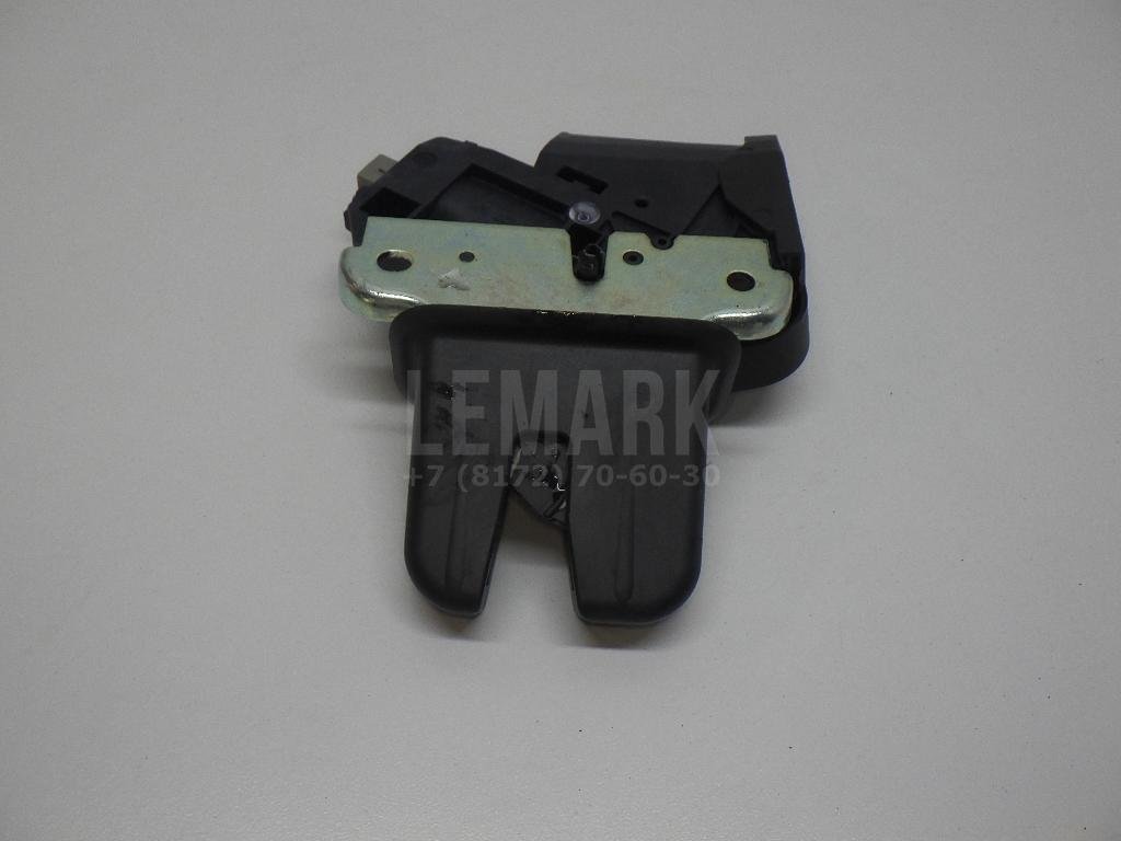 Замок багажника