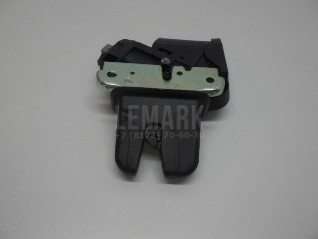 Замок багажника