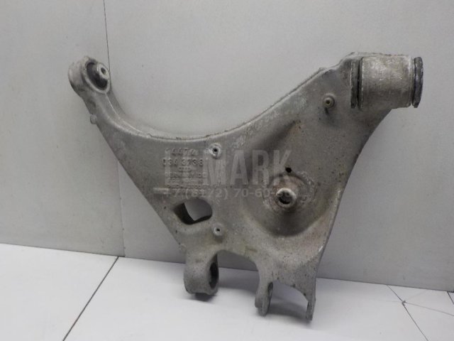 Рычаг задний нижний правый