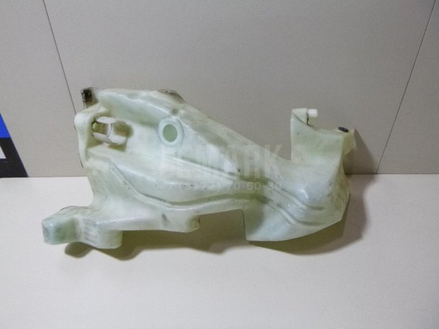 Бачок омывателя лобового стекла