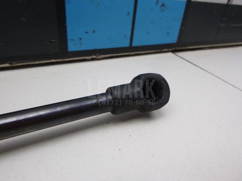 Амортизатор двери багажника