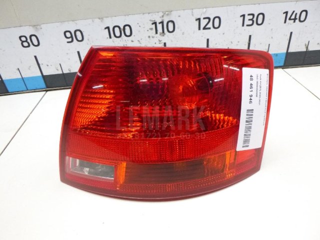 Фонарь задний наружный правый