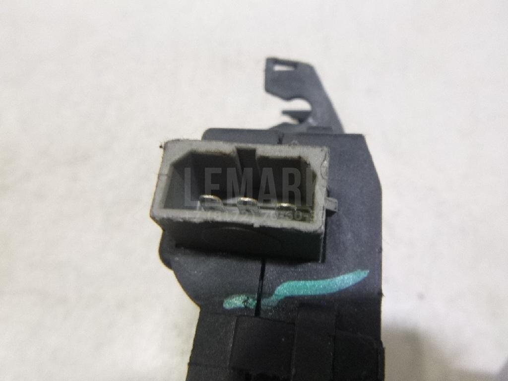 Замок багажника