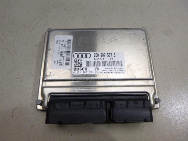 Блок управления двигателем