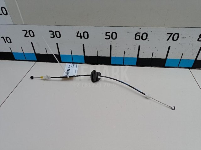 Трос открывания передней двери