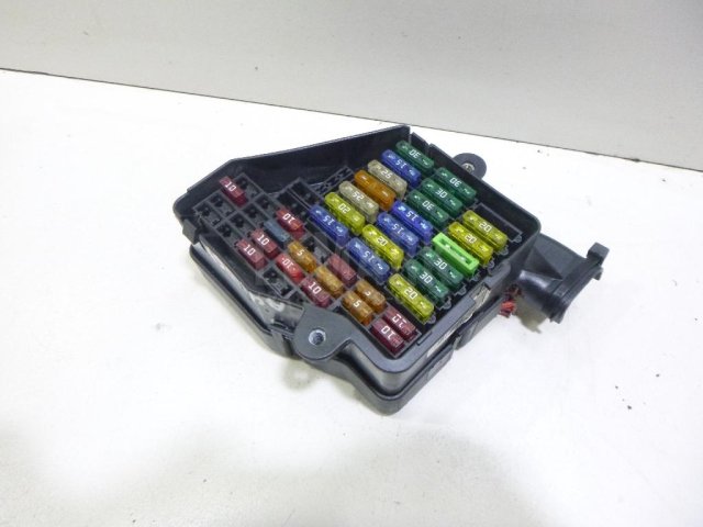 Блок предохранителей