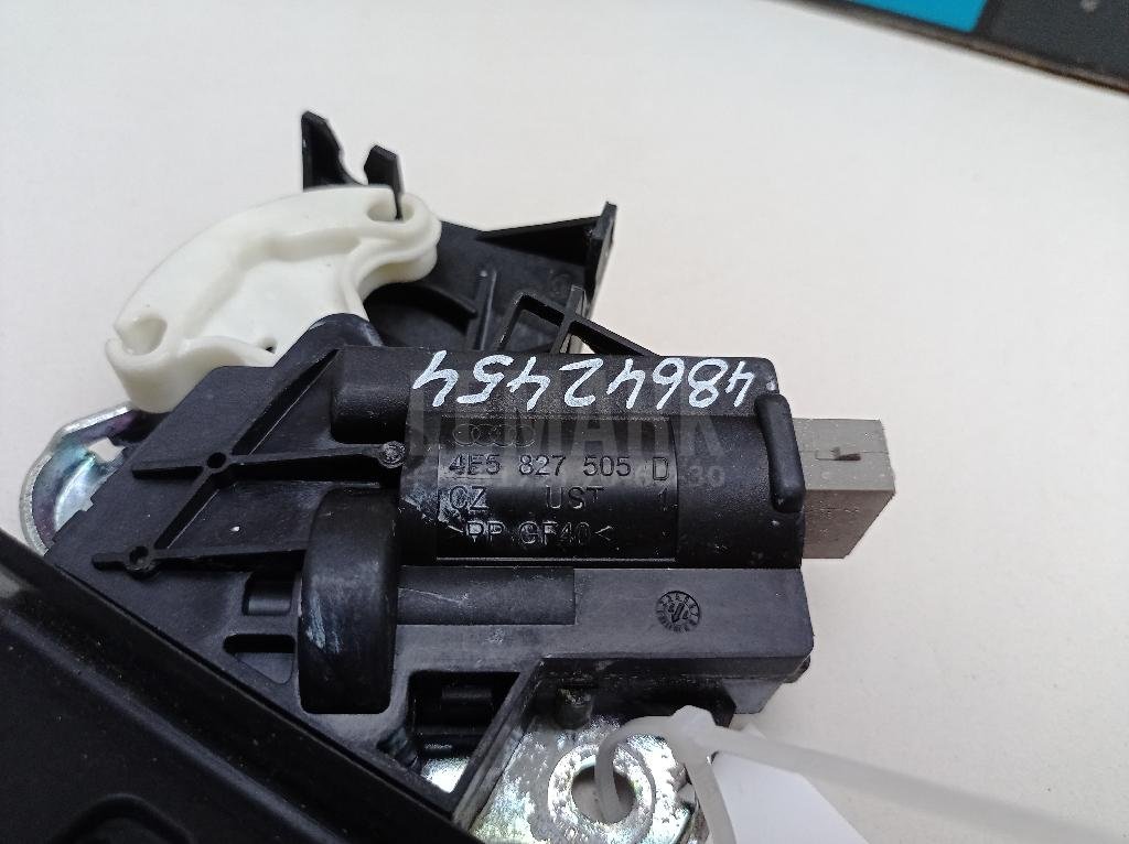 Замок багажника