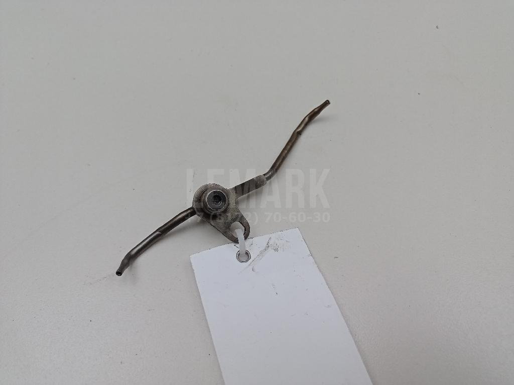 Форсунка масляная для  Audi A4 [B9] 2015