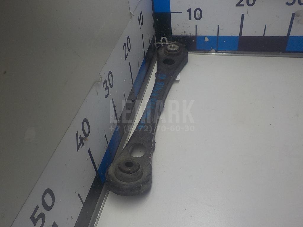 Рычаг задний поперечный