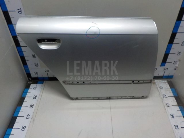 Дверь задняя правая