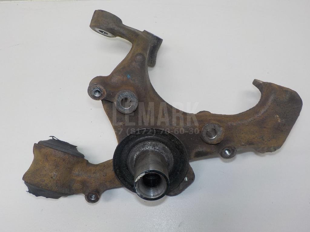 Кулак поворотный задний правый