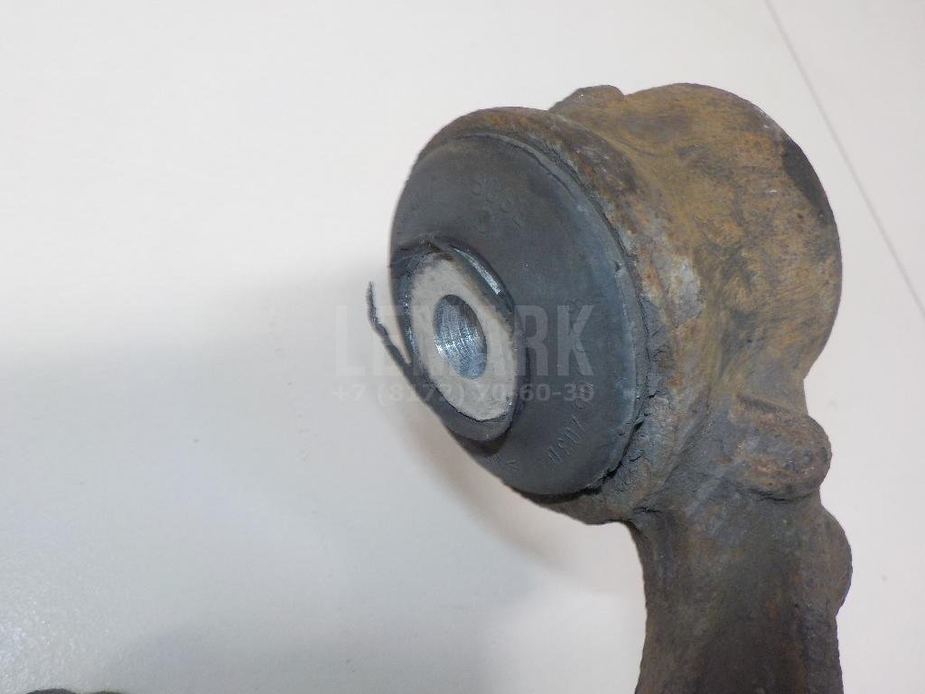 Кулак поворотный задний правый