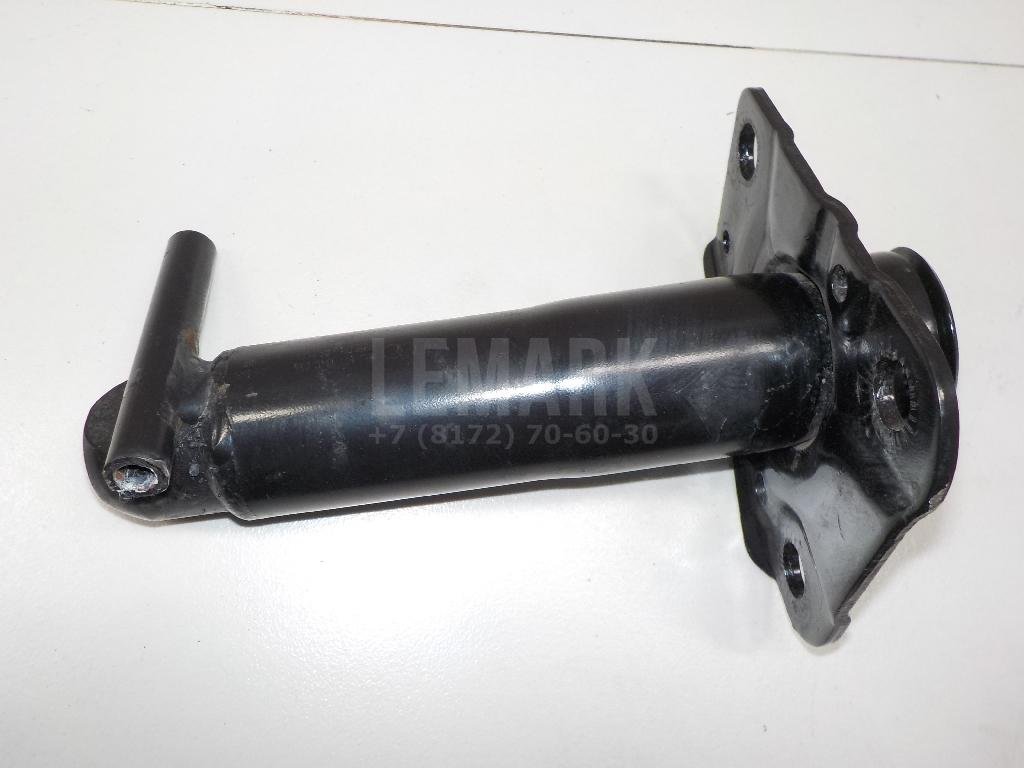 Кронштейн усилителя переднего бампера правый