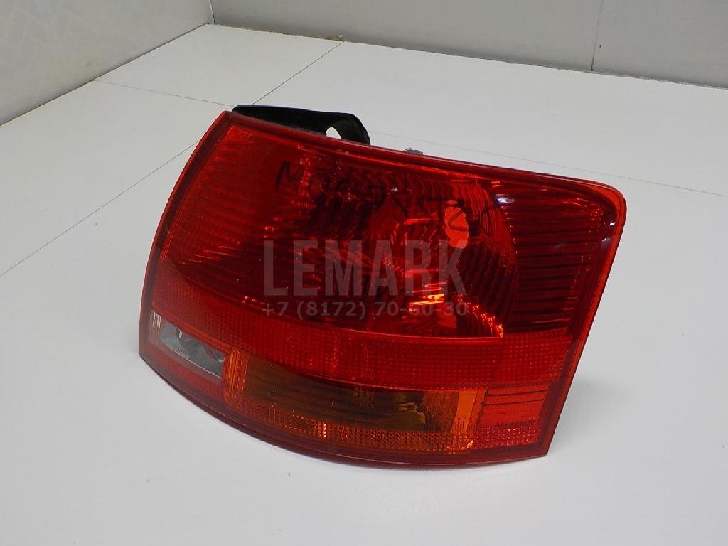 Фонарь задний наружный правый