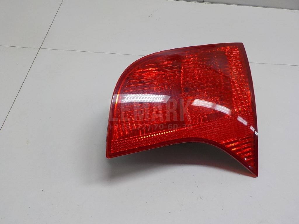 Фонарь задний внутренний правый для  Audi A3 [8P1] 2003-2013