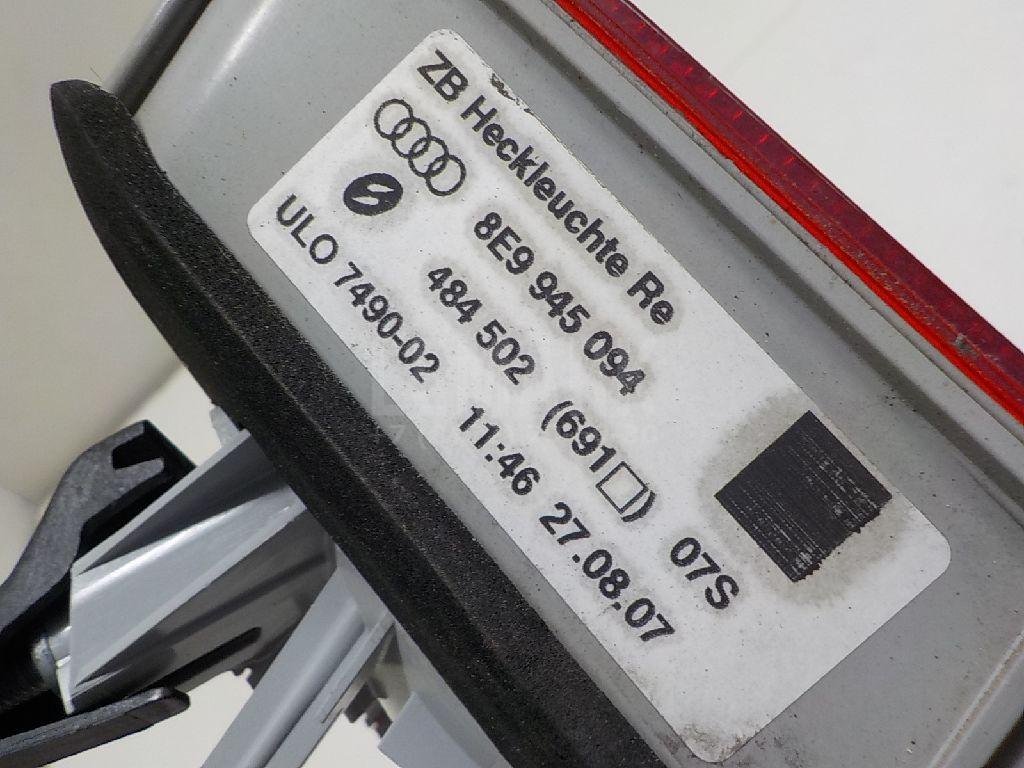 Фонарь задний внутренний правый для  Audi A3 [8P1] 2003-2013