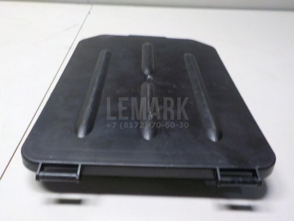 Крышка блока предохранителей