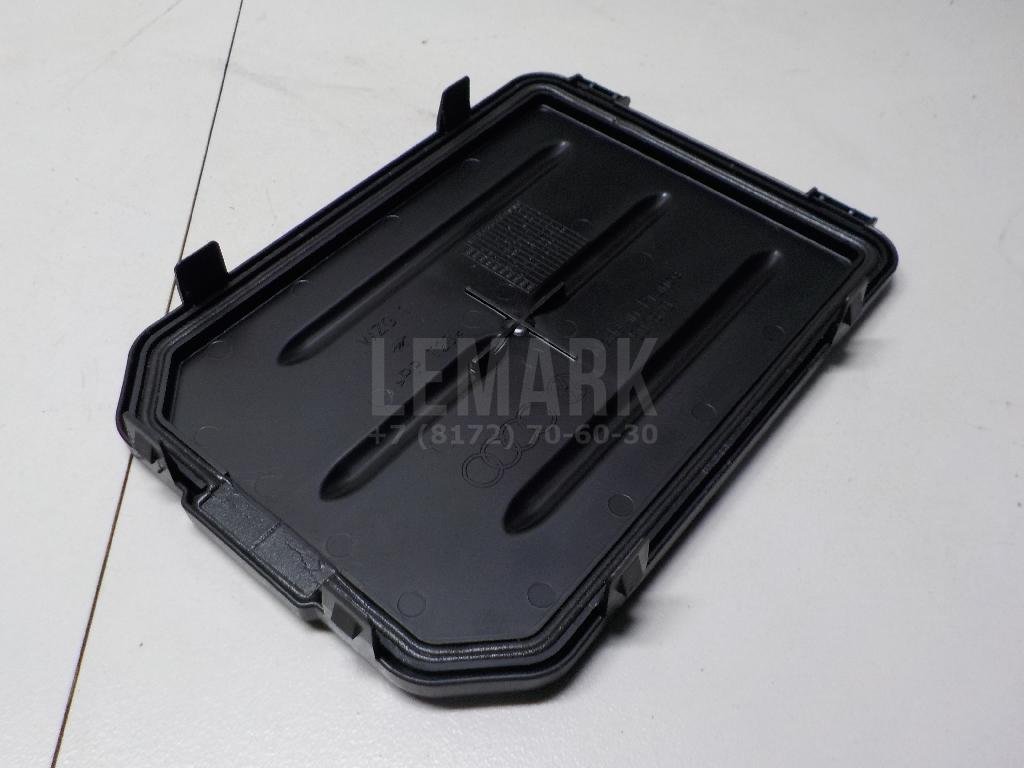 Крышка блока предохранителей