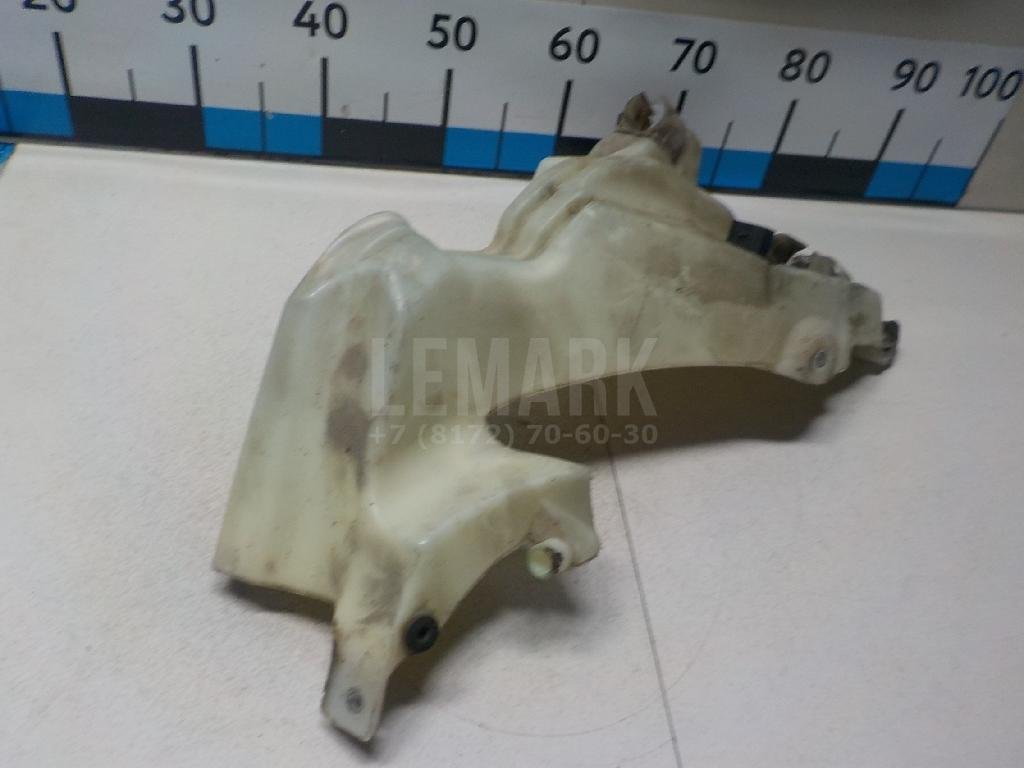 Бачок омывателя лобового стекла