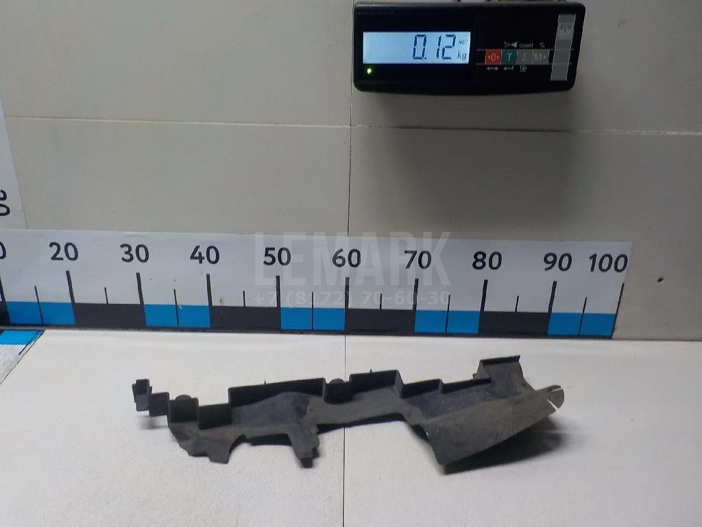 Воздуховод радиатора правый