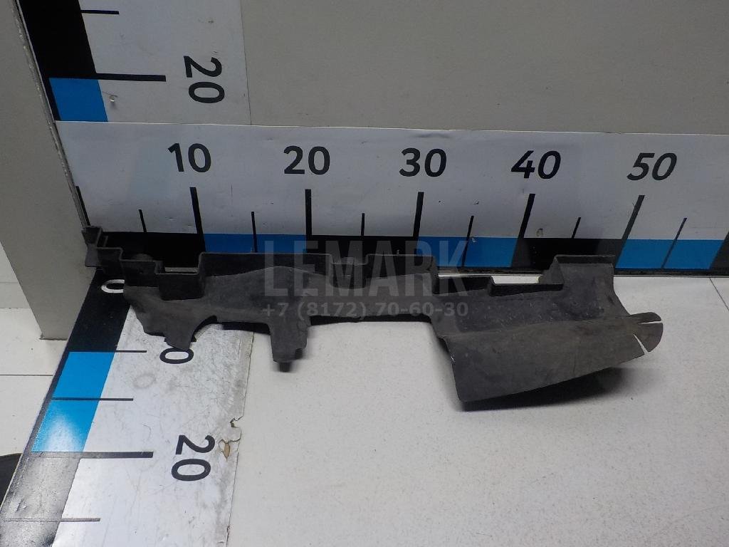 Воздуховод радиатора правый