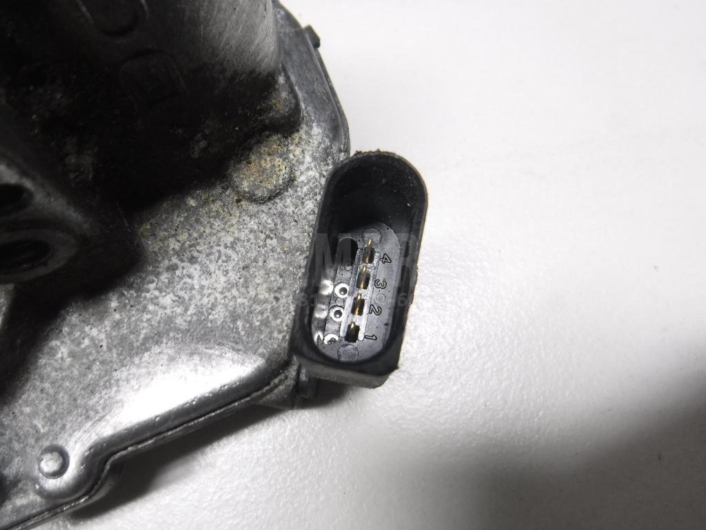 Механизм изменения длины впускного коллектора