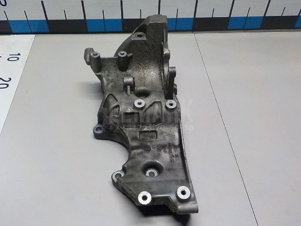 Кронштейн генератора для  Audi A3 [8PA] Sportback 2004-2013