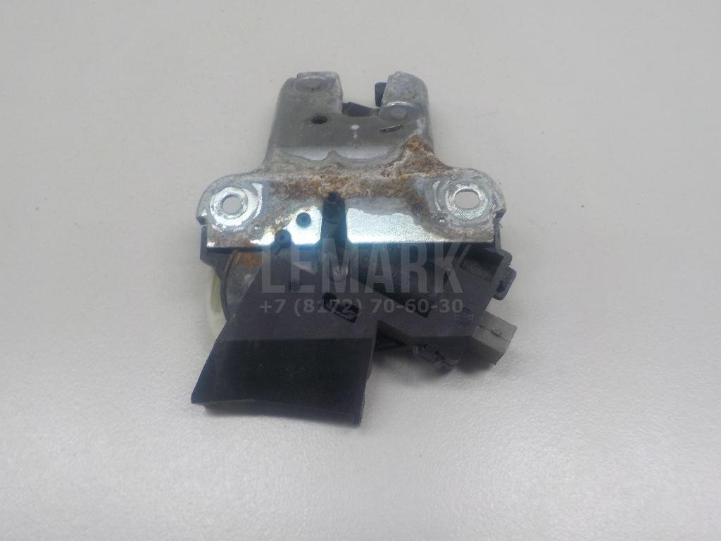 Замок багажника