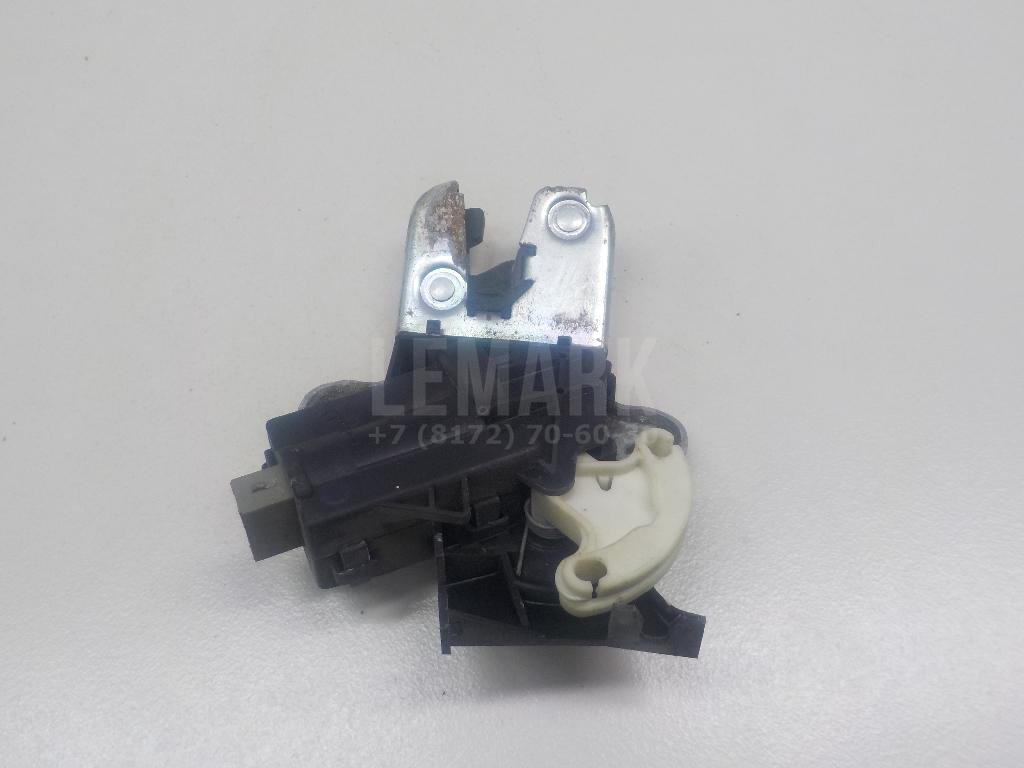 Замок багажника