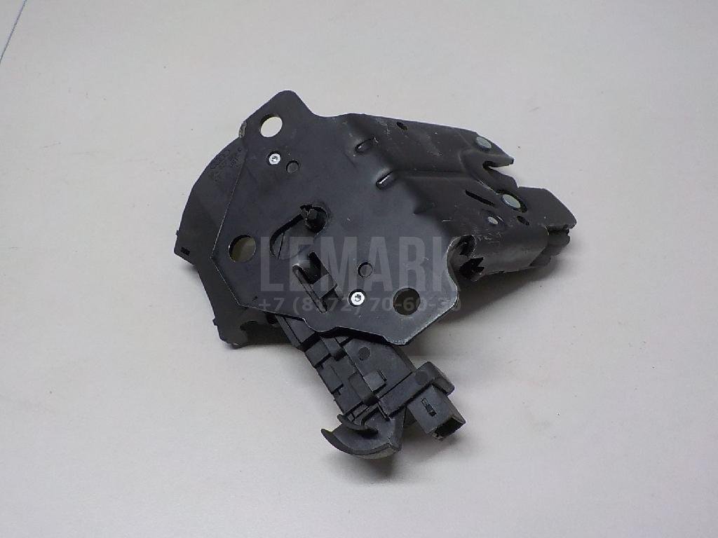 Замок багажника