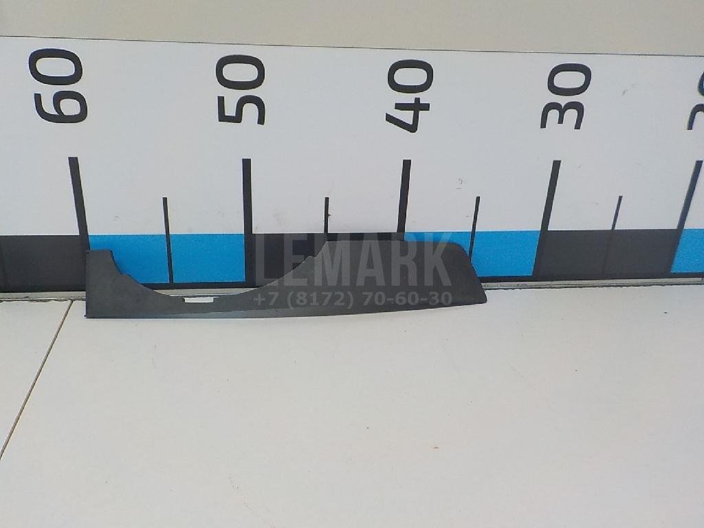 Рамка противотуманной фары правой для  Audi A3 [8PA] Sportback 2004-2013