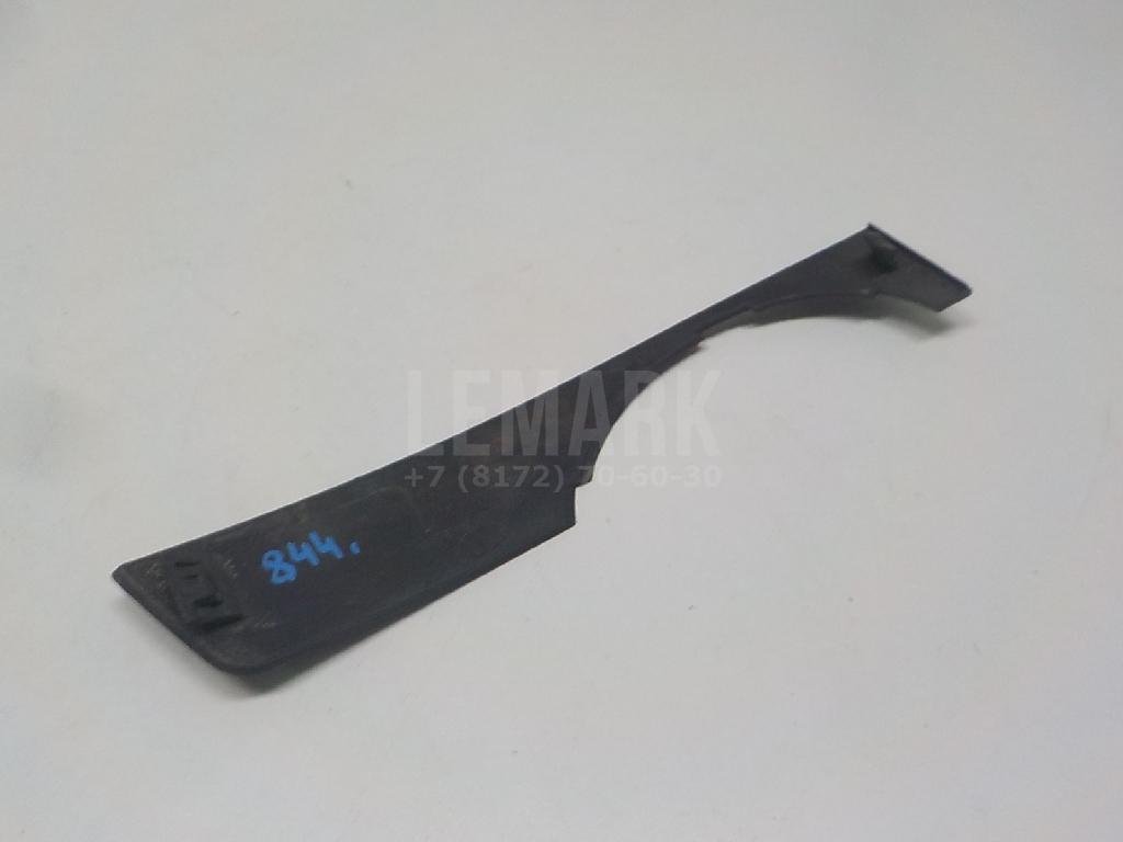 Рамка противотуманной фары левой