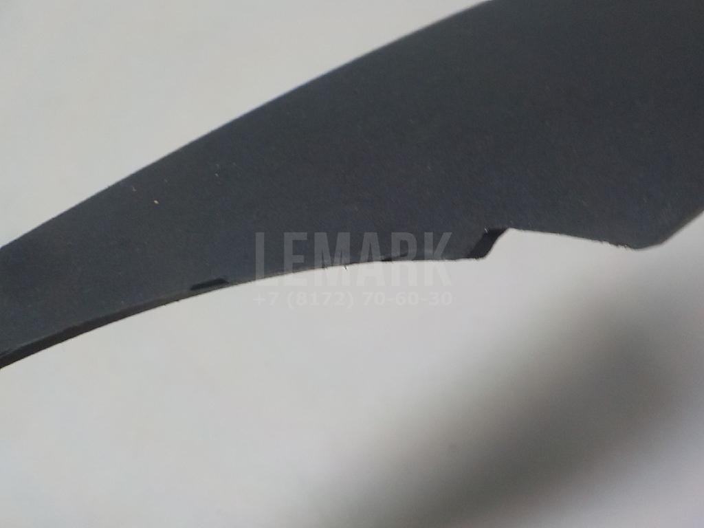 Рамка противотуманной фары левой