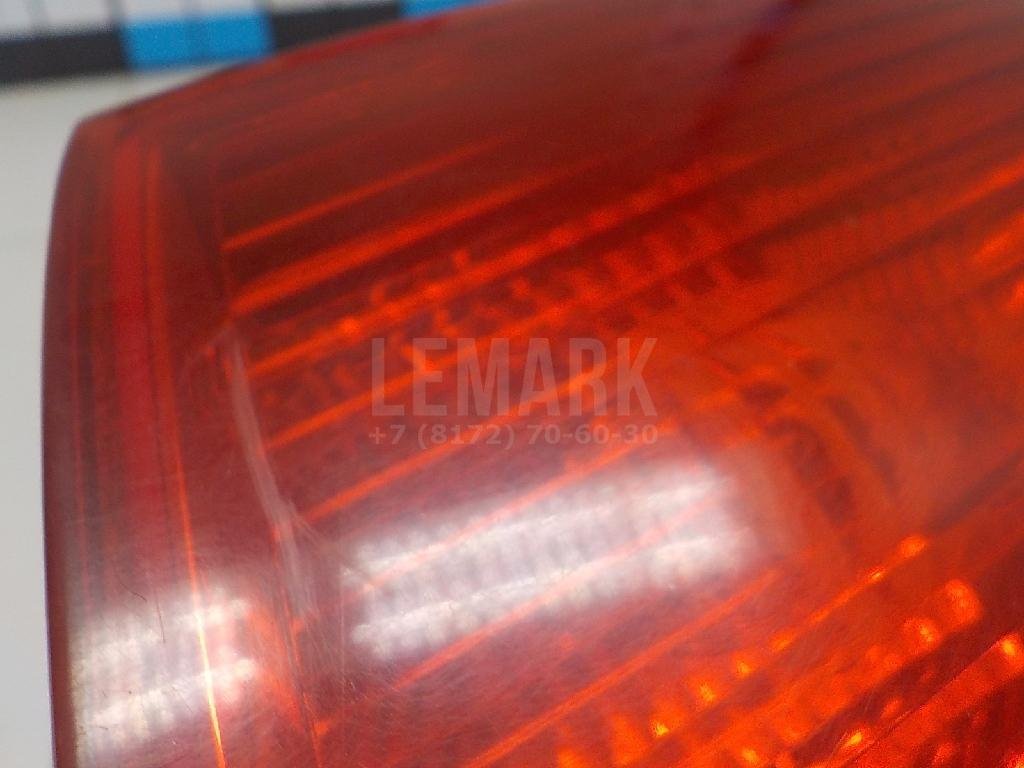 Фонарь задний наружный правый