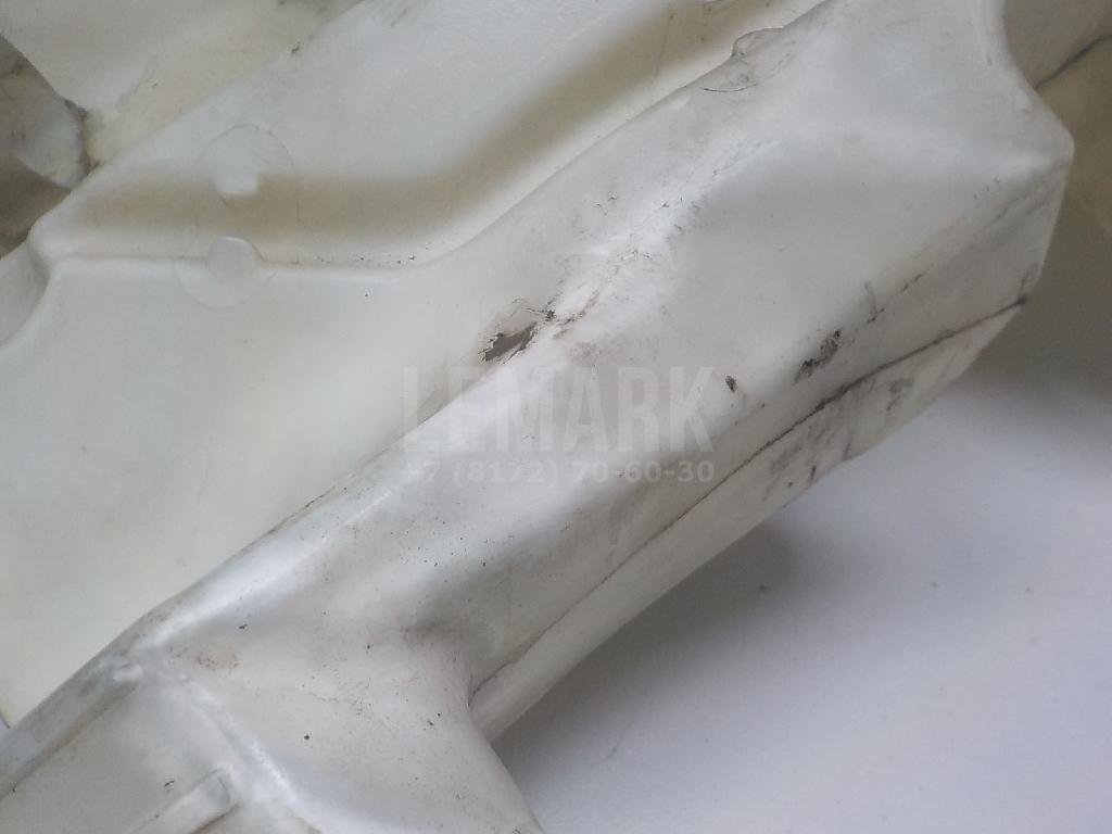 Бачок омывателя лобового стекла