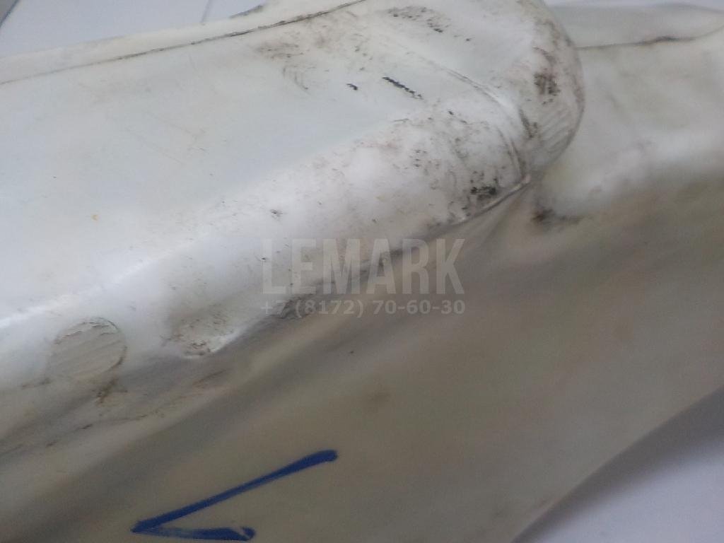 Бачок омывателя лобового стекла