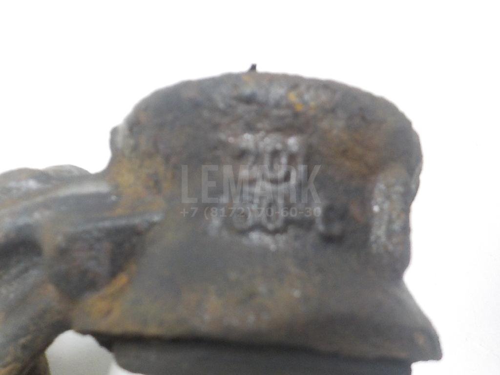 Кулак поворотный задний левый