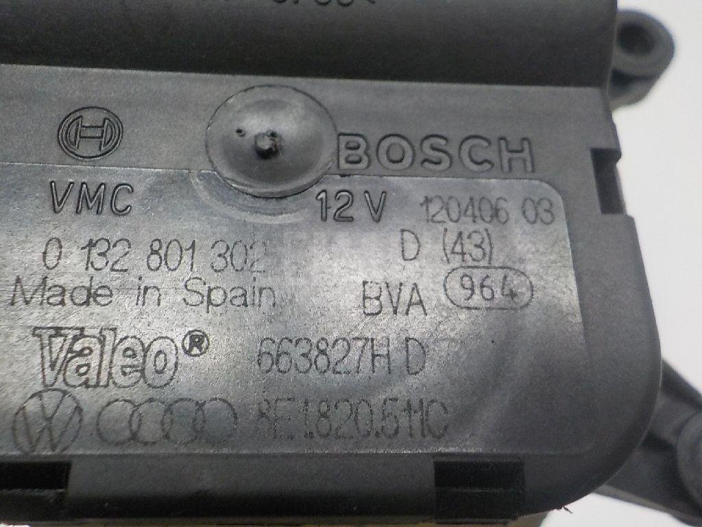 Моторчик заслонки отопителя