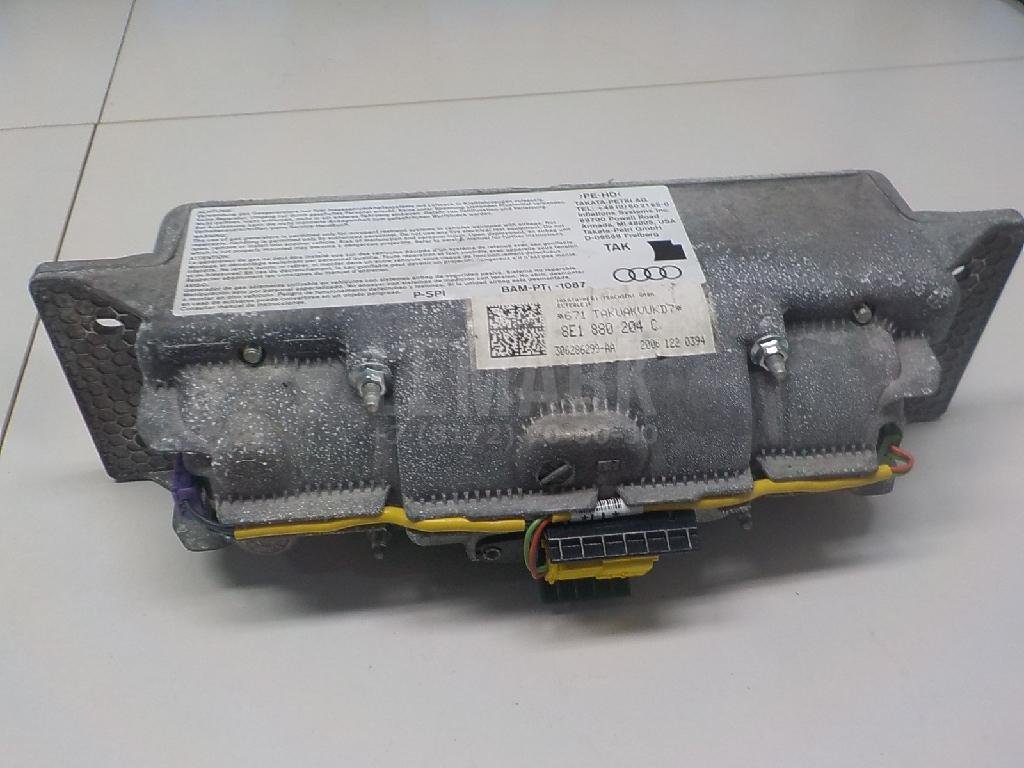 Подушка безопасности пассажирская (в торпедо)