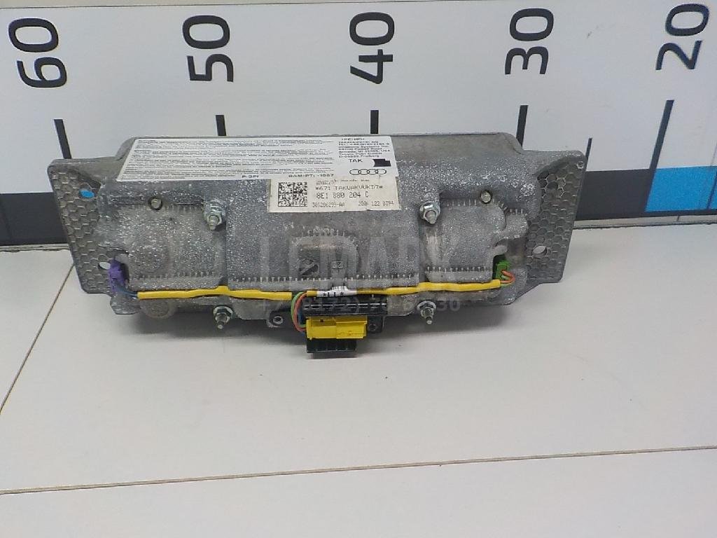 Подушка безопасности пассажирская (в торпедо)