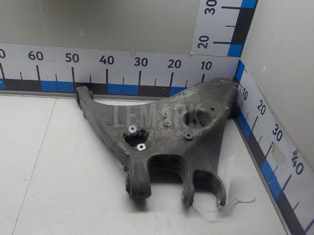 Рычаг задний нижний левый