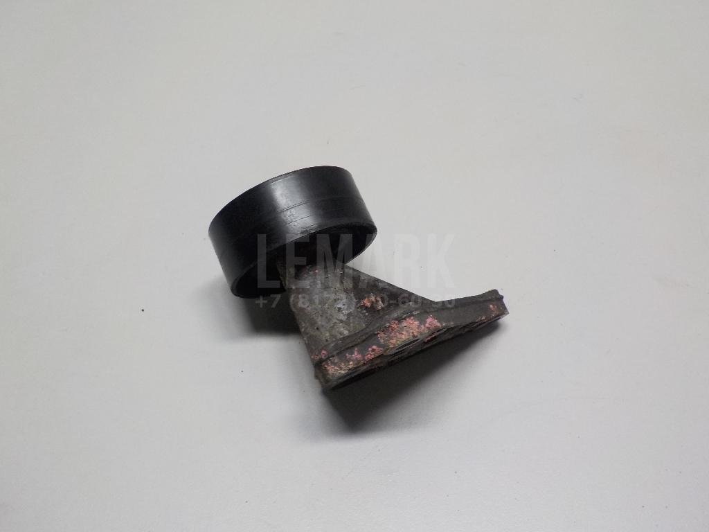 Кронштейн ролика-натяжителя руч. ремня для  Audi A5/S5 (F5) 2017