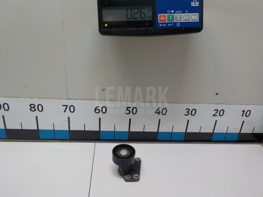 Кронштейн ролика-натяжителя руч. ремня для  Audi A5/S5 (F5) 2017