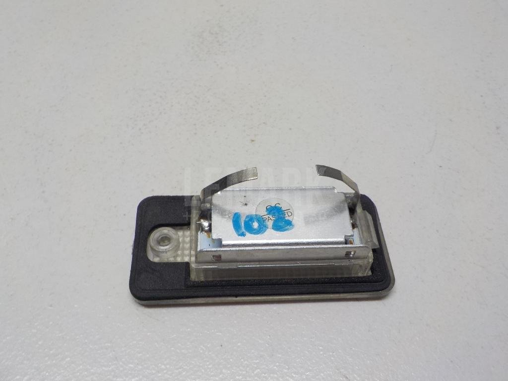 Фонарь подсветки номера