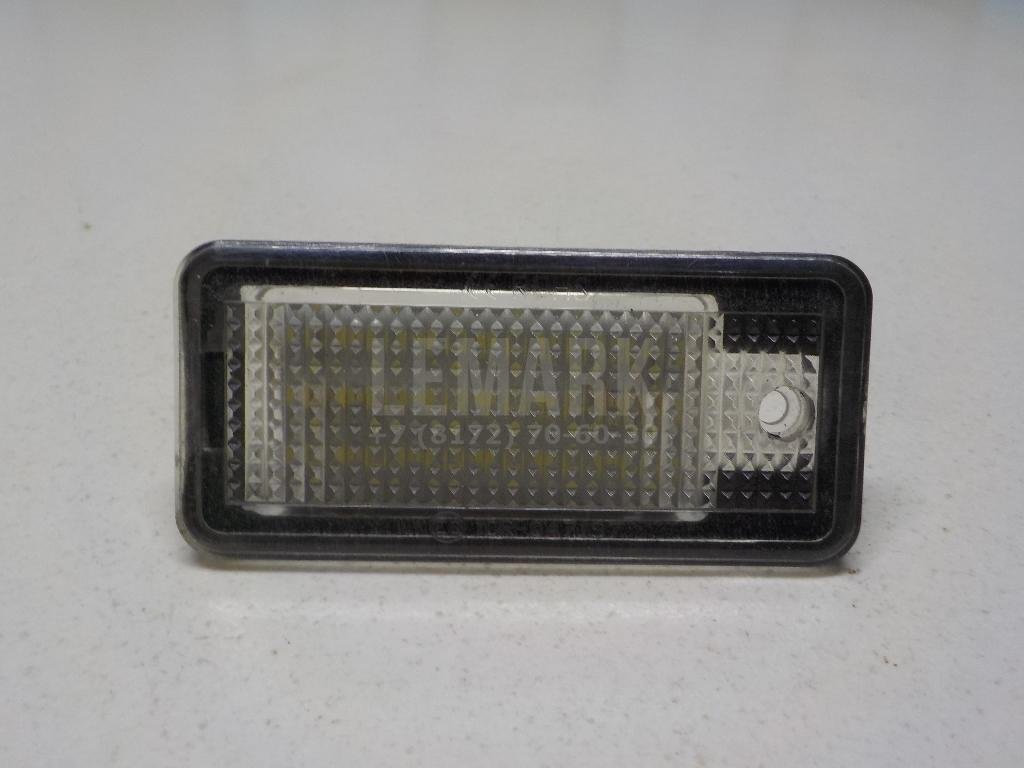 Фонарь подсветки номера