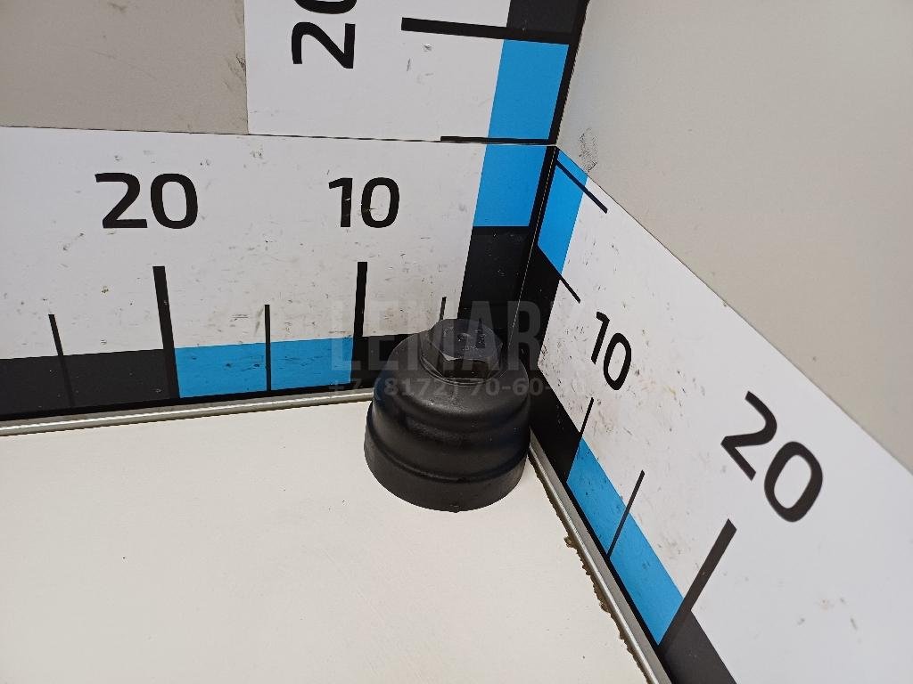 Крышка масляного фильтра