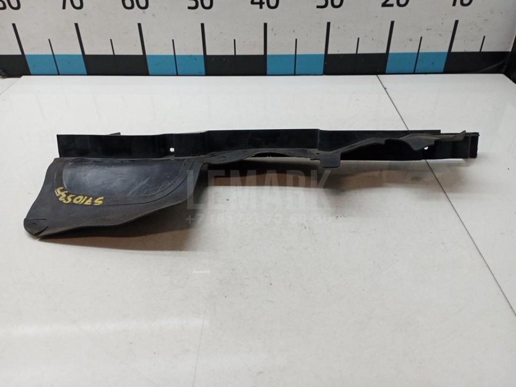 Воздуховод радиатора правый